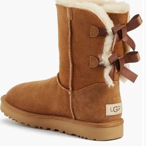 NWOT UGG Bailey Boots